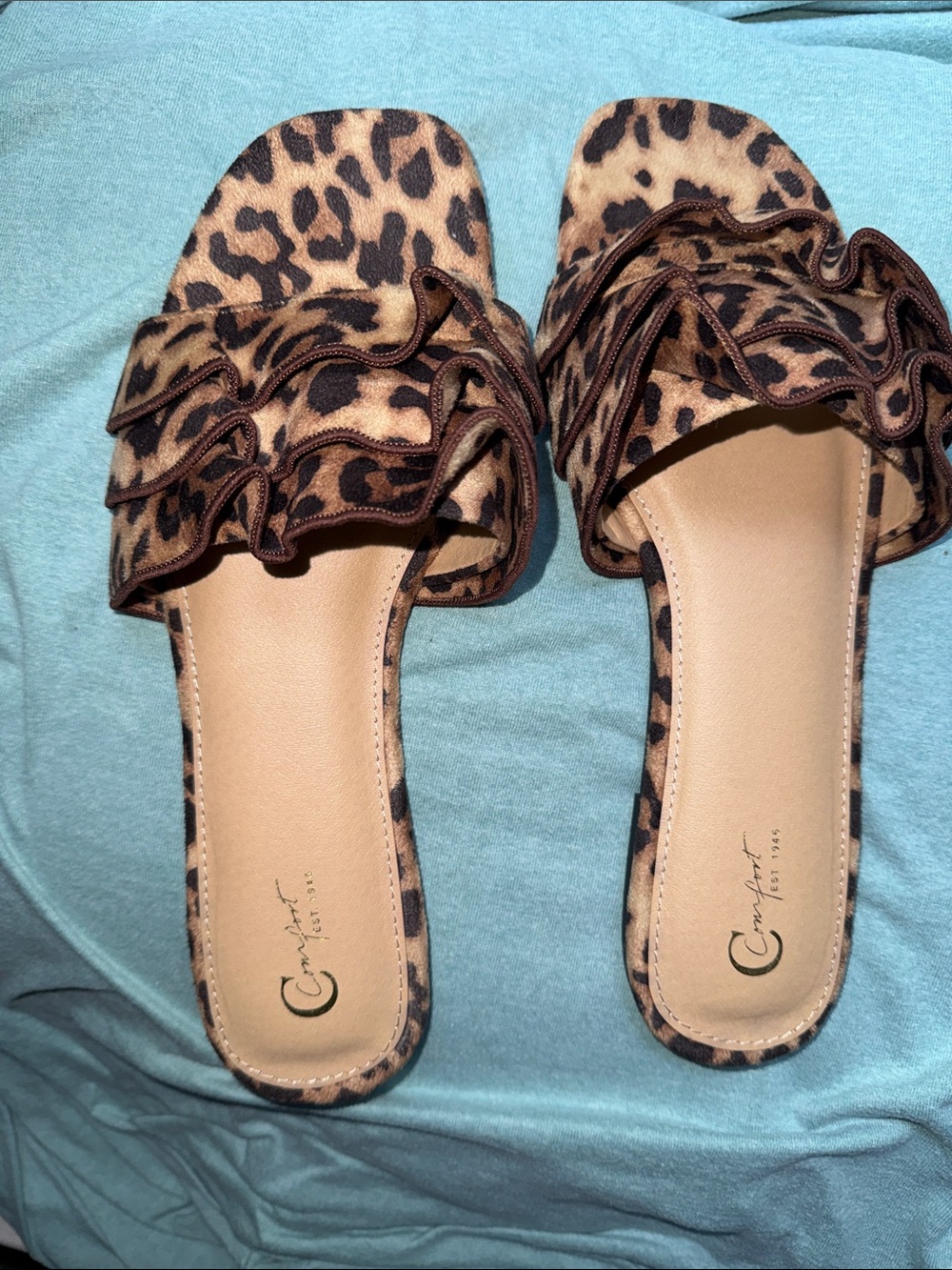 Comfortiva Leopard Print Ruffle Slide Sandals - Brown/Black
